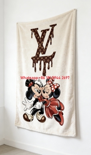 LV Mickey & Minnie Drip LV Disney Love IMG_3332